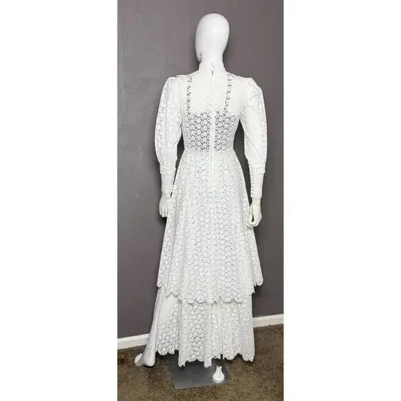 Rare 1970's White Cotton Eyelet Prairie Wedding Gown White Edwardian Style - Picture 7 of 10